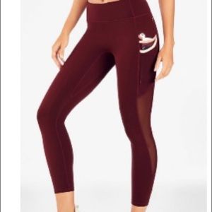Fabletics Trinity Mid-Rise 7/8 leggings